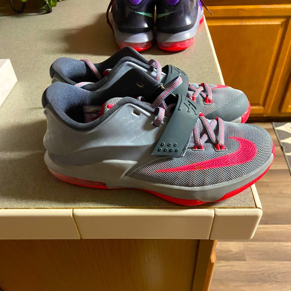 Youth kd Nike shoes